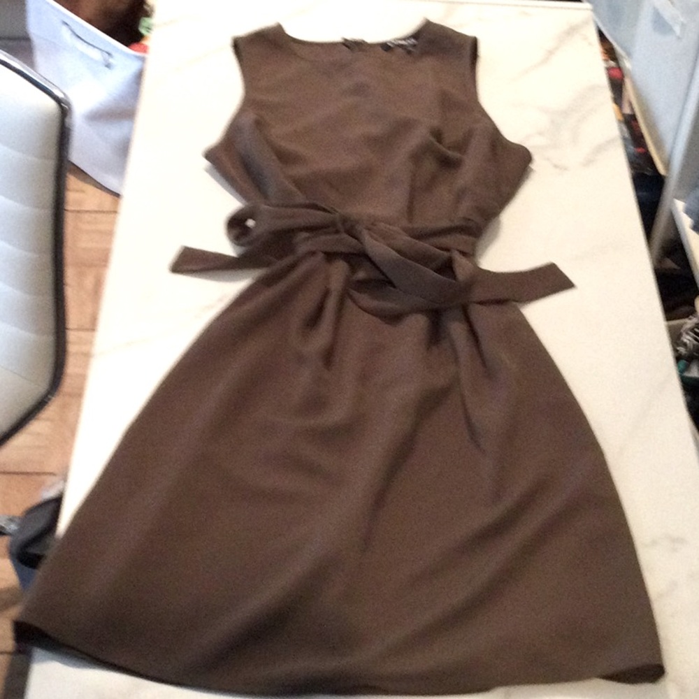 Express bow embellished scoop neck midi brown dress, XS